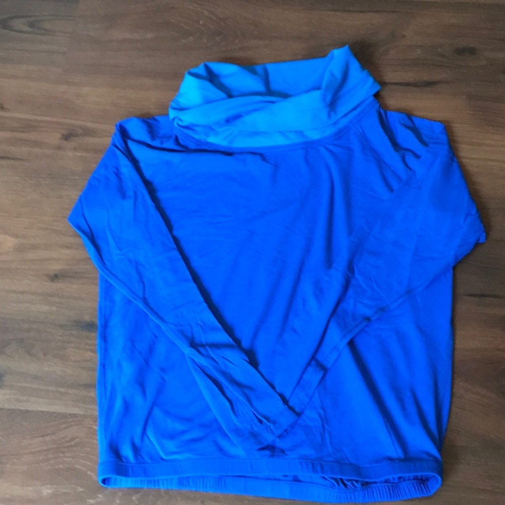 Lululemon blue high neck pullover
